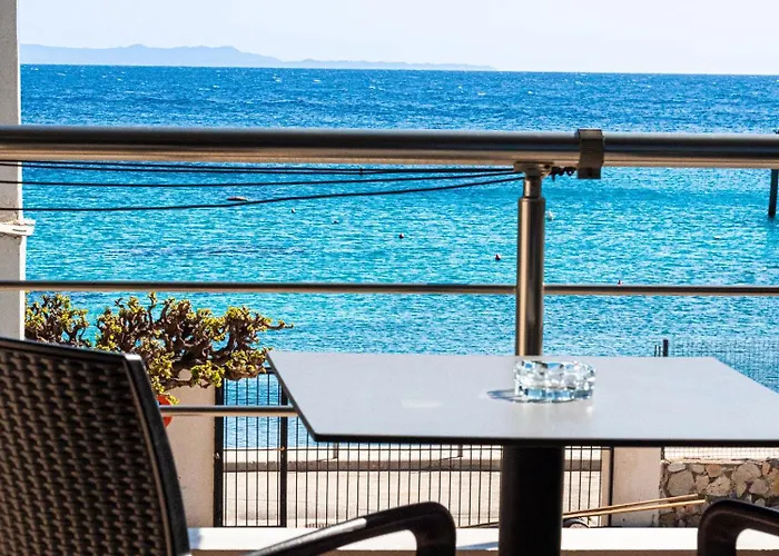 招待所 Endless Blue 3*