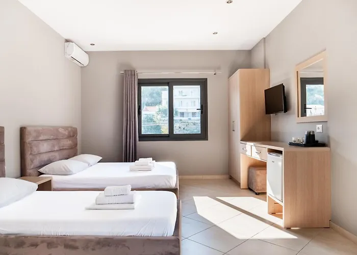 Endless Blue 招待所 3*