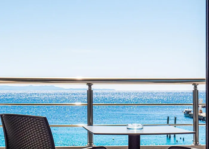 بيت ضيافة Endless Blue