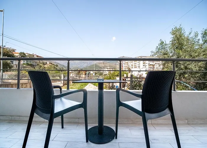 Endless Blue هيماري